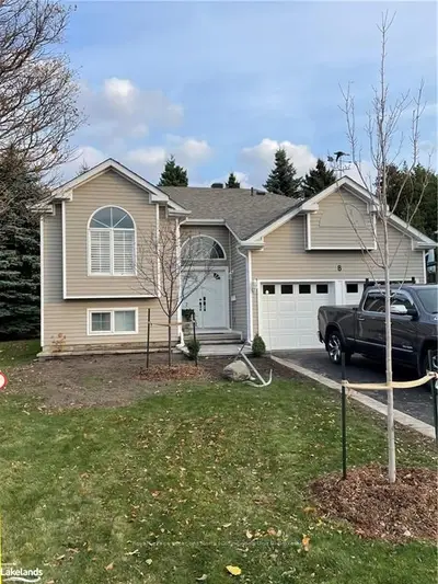 8 Sheffield Terrace, Collingwood, ON L9Y 5B6