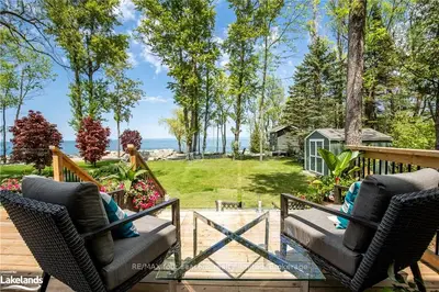 49 GLEN Road, Collingwood, ON L9Y 0X2