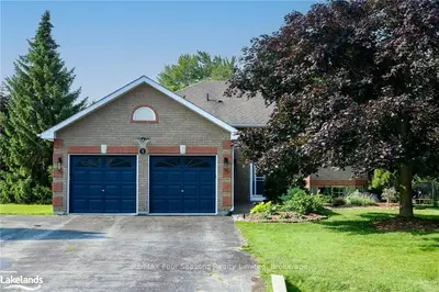 5 COLES Court, Wasaga Beach, ON L9Z 1H5