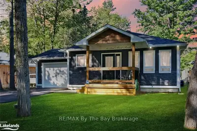 12 52ND Street S, Wasaga Beach, ON L9Z 1W8