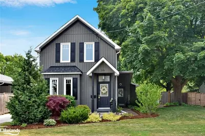 331 OAK Street, Collingwood, ON L9Y 2Y4