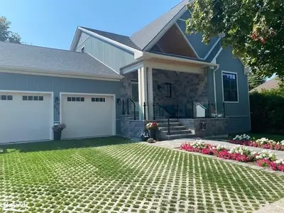 274 ST PAUL Street, Collingwood, ON L9Y 3P7