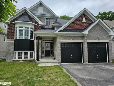 66 White Sands Way, Wasaga Beach, ON L9Z 0E1