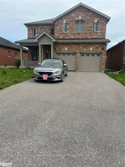 31 HATTON Drive, Penetanguishene, ON L9M 0V6