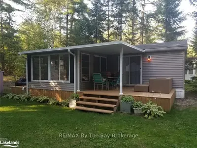 85 THEME PARK Drive 248, Wasaga Beach, ON L9Z 1X7