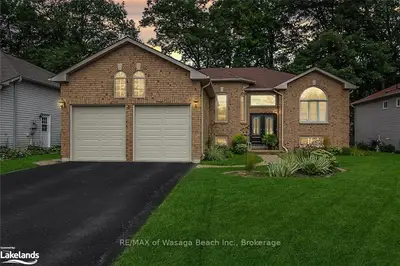 6 SILVER BIRCH Avenue, Wasaga Beach, ON L9Z 1B7
