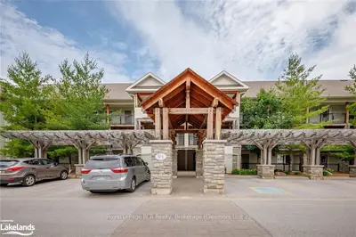 1 BRANDY LANE Drive 202, Collingwood, ON L9Y 0X4