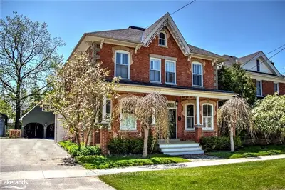 68 Fifth Street, Collingwood, On L9y 1x1
