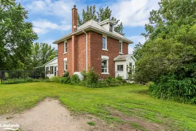 23 EADY STATION Road, Oro-Medonte, ON L0K 1E0