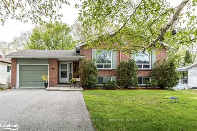 78 BROAD Street, Penetanguishene, ON L9M 1G2