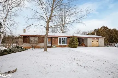 38 SILVER CREEK Drive, Collingwood, ON L9Y 4W9