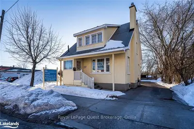 137 COLBORNE Street W, Orillia, ON L3V 2Z1