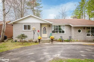 80 32nd Street N, Wasaga Beach, On L9z 2c4