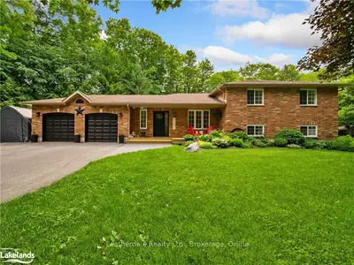 8 WHISTLER Place, Oro-Medonte, ON L0K 1E0