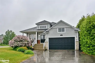 52 NORTHWOOD Drive, Wasaga Beach, ON L9Z 3B1