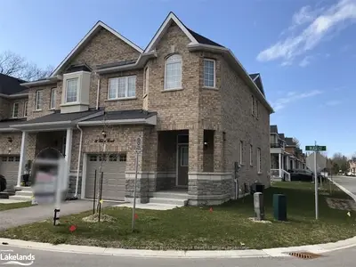 12 BLASI Court, Wasaga Beach, ON L9Z 0H3