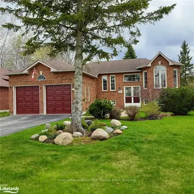 24 BROUWER Crescent, Wasaga Beach, ON L9Z 1L8