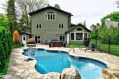 29 SLALOM GATE Road, Collingwood, ON L9Y 5A9
