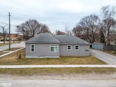 28 Moberly Street, Collingwood, ON L9Y 1R1
