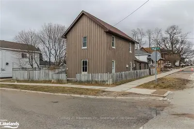 234 SIMCOE Street, Collingwood, ON L9Y 1J3