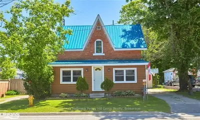 233 MOONSTONE Road E, Oro-Medonte, ON L0K 1N0