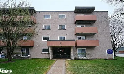 184 EIGHTH Street 203, Collingwood, ON L9Y 2C8