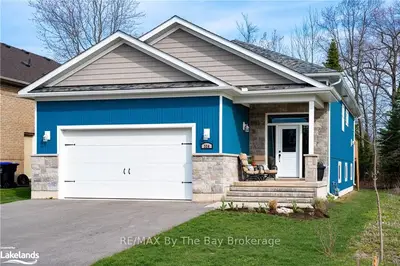 324 ROBINSON Road, Wasaga Beach, ON L9Z 2Z1