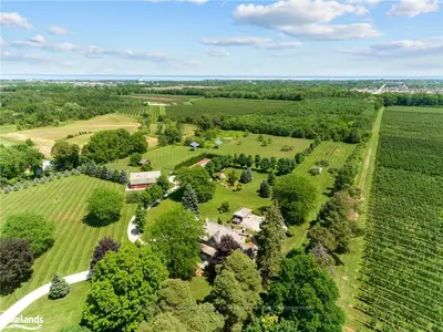2935 10 NOTTAWASAGA CONCESSION N, Collingwood, ON, L9Y 3Y9