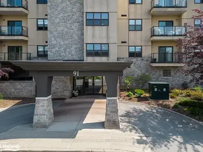 91 RAGLAN Street 208, Collingwood, ON L9Y 0B2