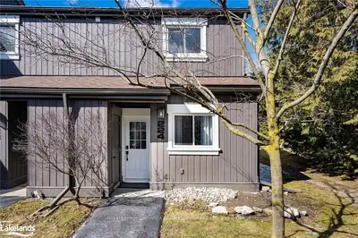 17 Harbour Street W 224, Collingwood, On L9y 5b4