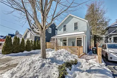 44 ROBINSON Street, Collingwood, ON L9Y 3L9