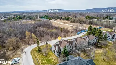 41 TRAFALGAR Road, Collingwood, ON L9Y 5G4