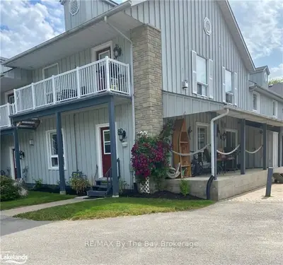 891 RIVER Road W 8, Wasaga Beach, ON L9Z 2K8