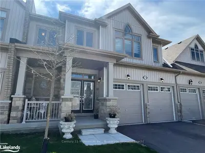 51 Bianca Crescent, Wasaga Beach, ON L9Z 0H6
