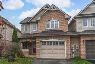Semi-Detached in Barrie