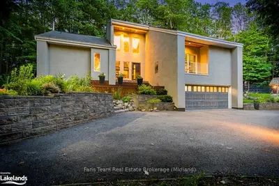 43A BROCK Street, Penetanguishene, ON L9M 1A9