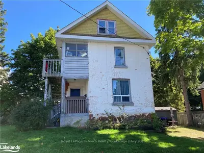 751 BAY Street, Midland, ON L4R 1M5