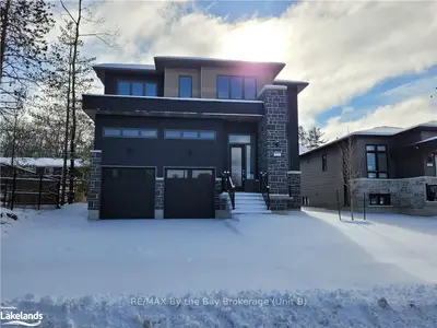 125 BERKELY Street, Wasaga Beach, ON L9Z 0K5