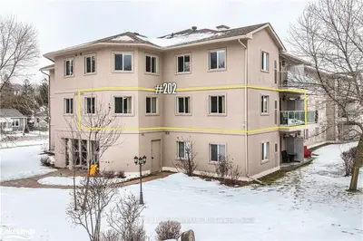 125 BOND Street 202, Orillia, ON L3V 1J7