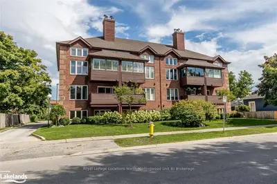 215 PINE Street 1, Collingwood, ON L9Y 2P3