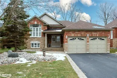 38 REGINA Boulevard, Wasaga Beach, ON L9Z 1M6