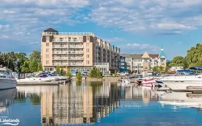 9 HARBOUR Street E 3206/3208, Collingwood, ON L9Y 5C5