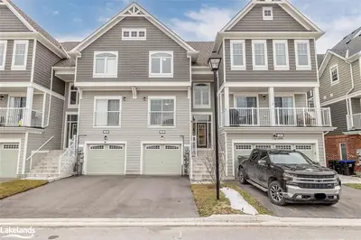 28 Surf Drive, Wasaga Beach, On L9z 0j4