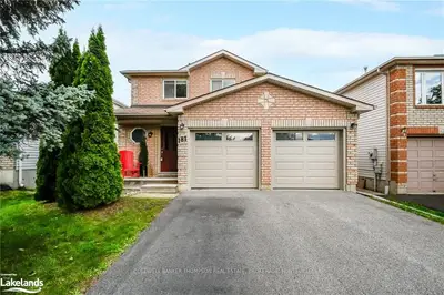 181 CHURCHLAND Drive, Barrie, ON L4N 8N6