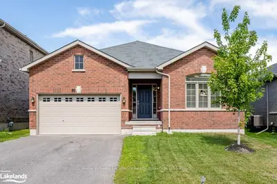 85 BELLISLE Road, Penetanguishene, ON L9M 0V6