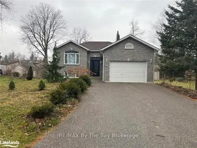 96 46th Street N, Wasaga Beach, On L9z 1y7