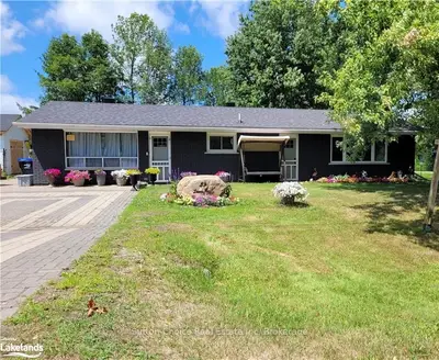 29 Leisure Court, Severn, ON L0K 1E0