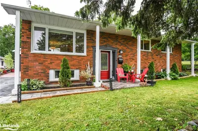 819 Quebec Street, Midland, ON L4R 1G1