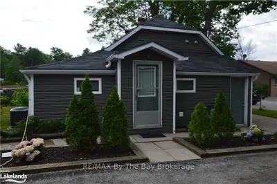 1027 MOSLEY Street B, Wasaga Beach, ON L9Z 2G8