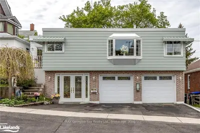 586 Dominion Avenue, Midland, ON L4R 1R3